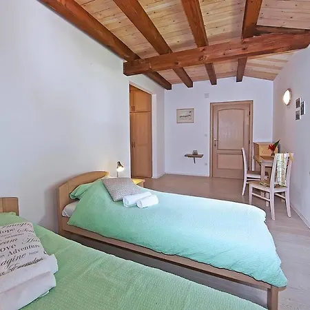 بيت ضيافة By The Sea Zaton , Dubrovnik - 20324 *